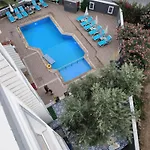 Hotell Esperanza 2*