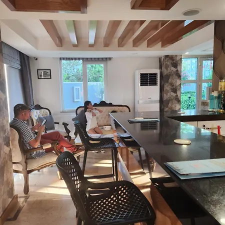 Esperanza Αττάλεια