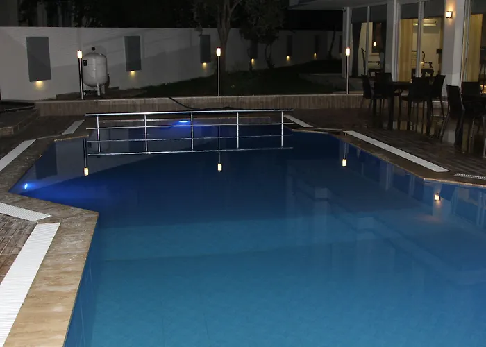 Esperanza Hotel 2*