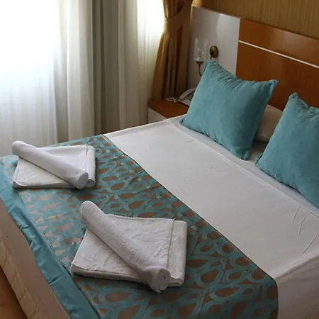 Esperanza 3*