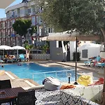 Esperanza Hotel 2*