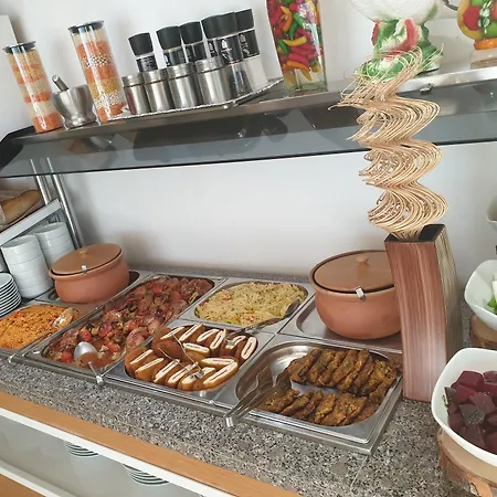 Esperanza Отель